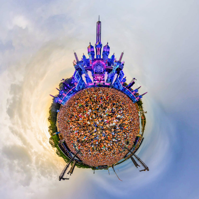 Live Loud Party Picture